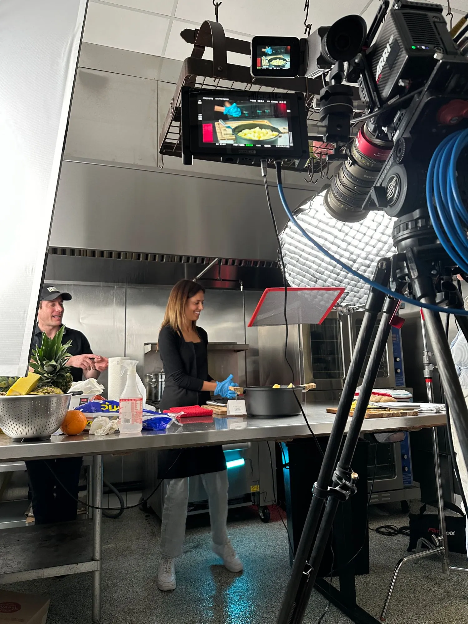 Behind the scenes on Tabletop & Food, photo 1 of 2