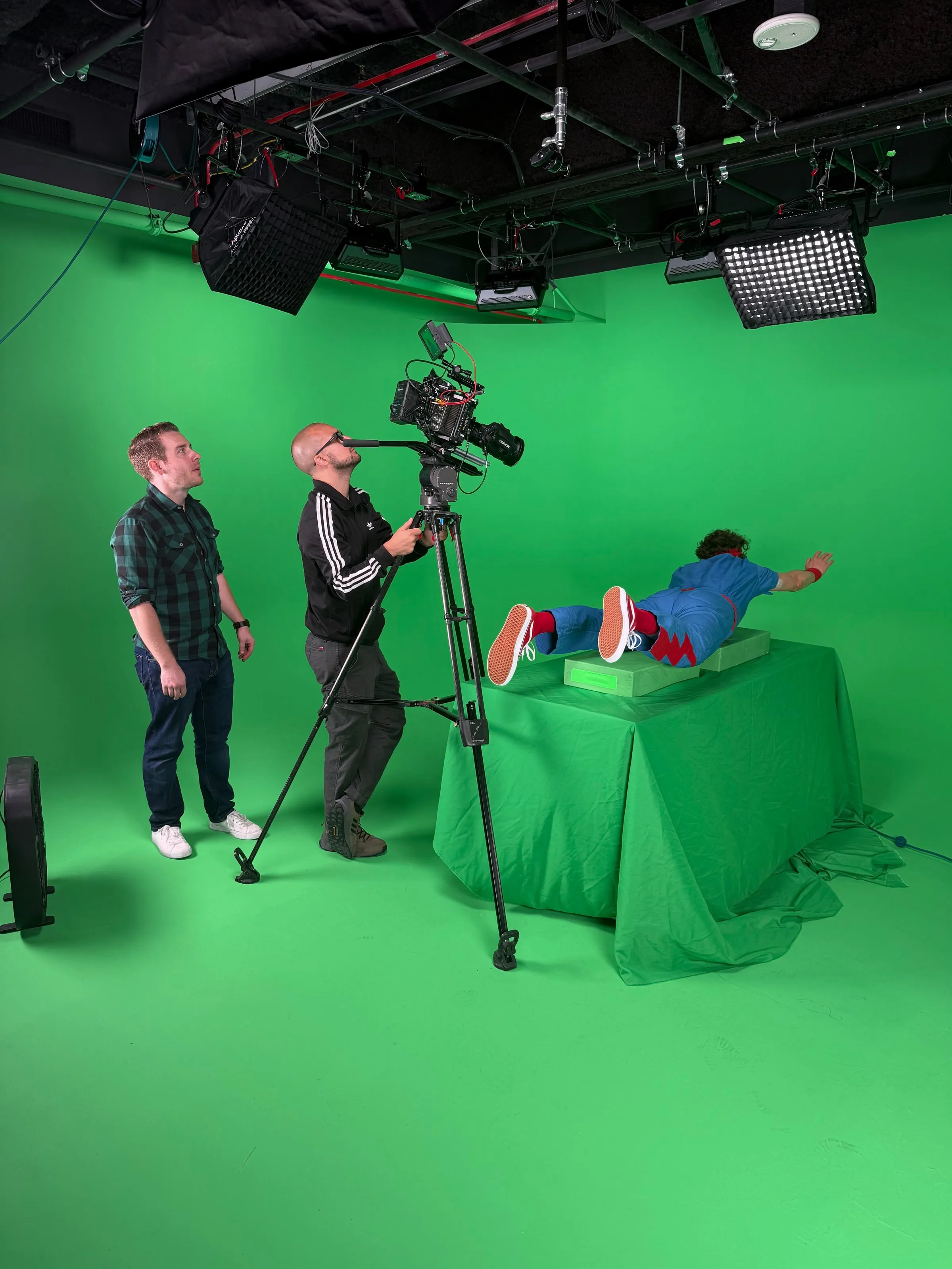 Behind the scenes on Move With Jason